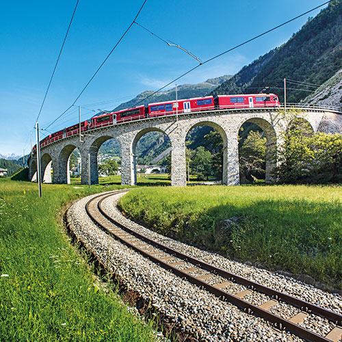 Suisse train bernina express